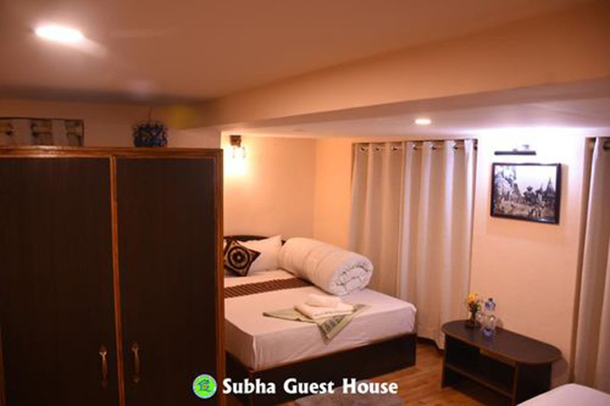 Subha Guest House Bhatgoan Exterior foto